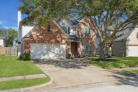 Photo of 6501 E Bending Oaks Lane, Pearland, TX 77584 (MLS # 89528775)