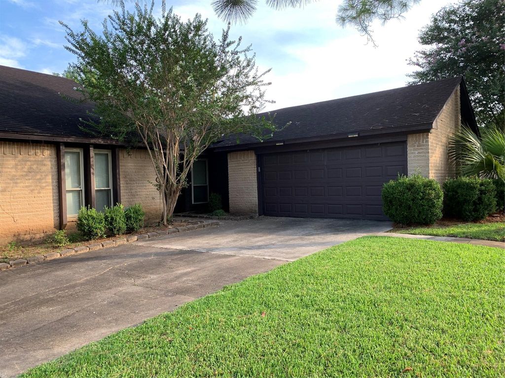 Photo of 2903 S William Grant Street, Sugar Land, TX 77479 (MLS # 12643948)
