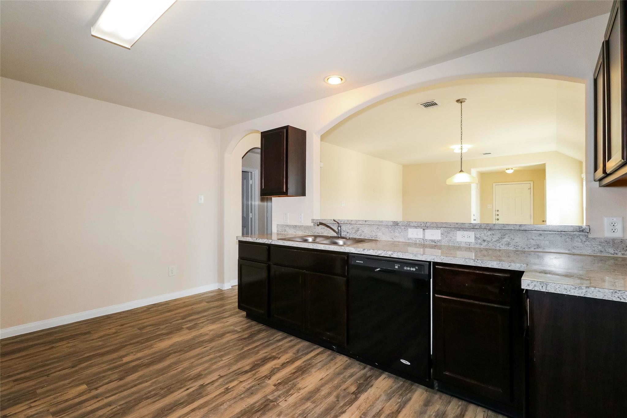 2427 Gibbs Bend Court