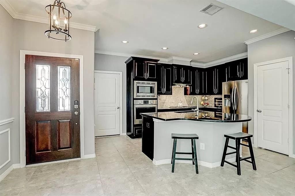 Photo of 5329 Petty Street, Houston, TX 77007 (MLS # 34354944)