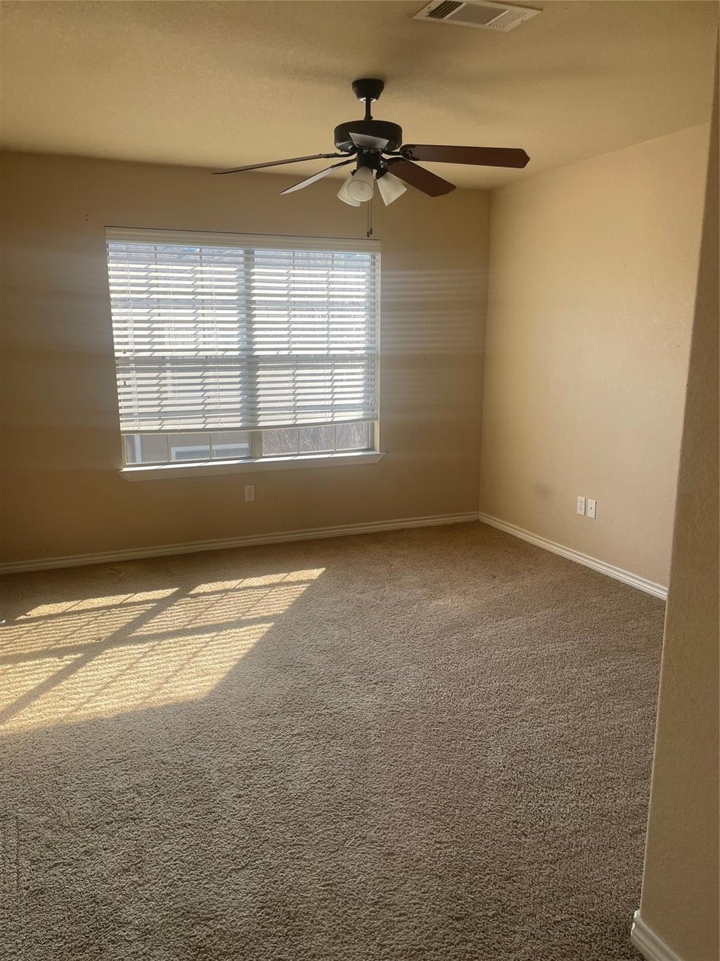 Photo of 128 Bolero Way, Huntsville, TX 77340 (MLS # 51646175)