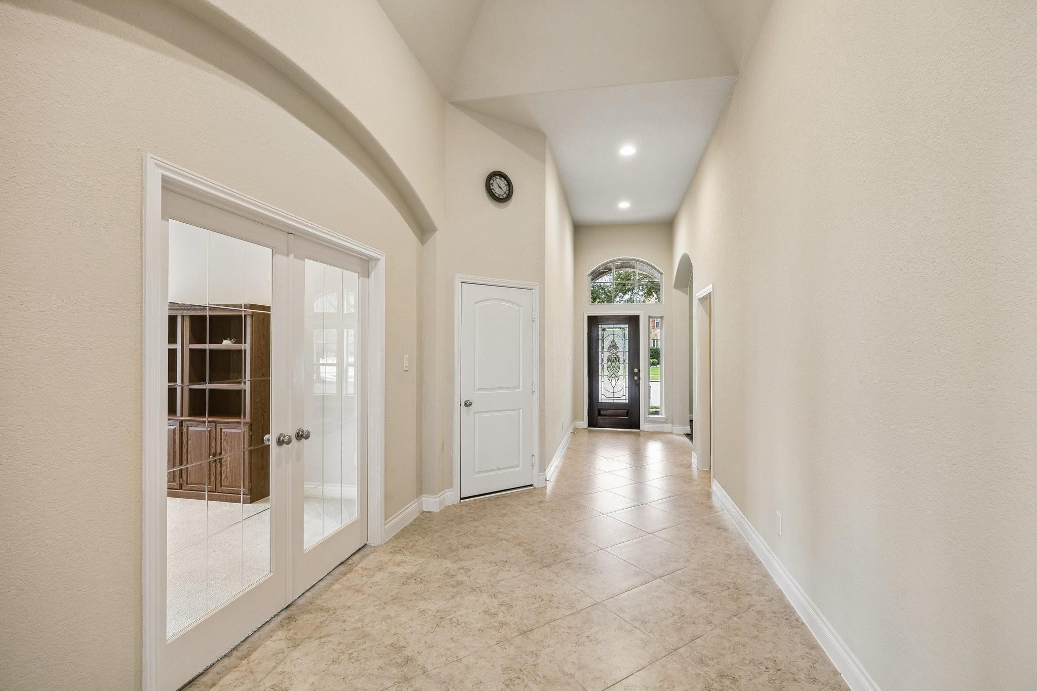 28802 Hollycrest Drive