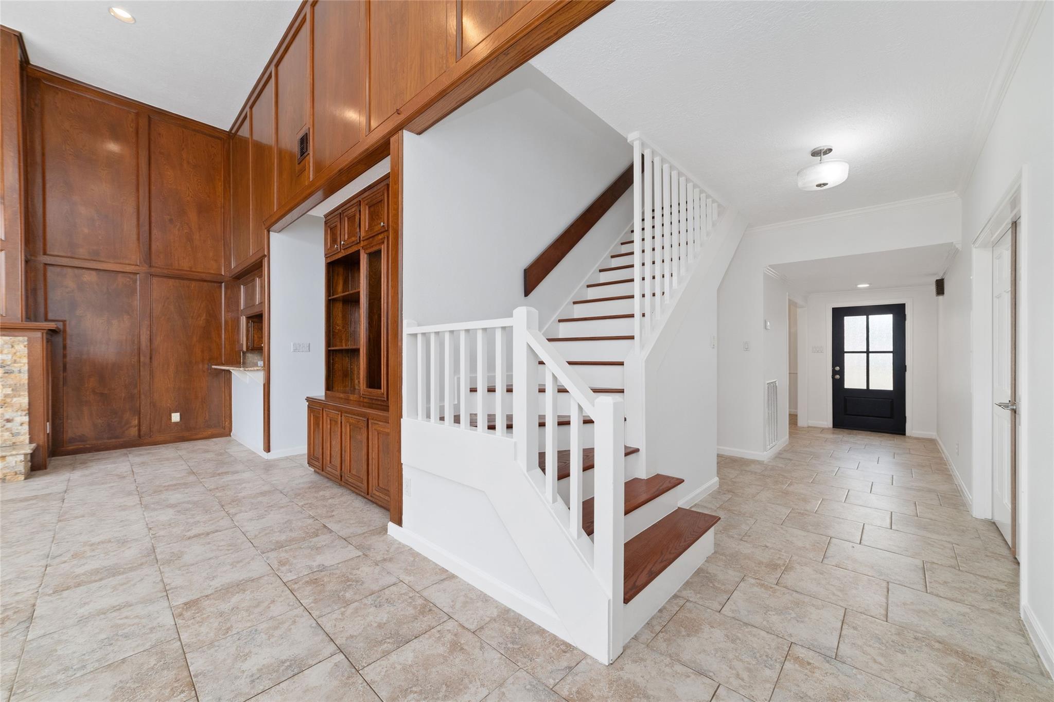 1746 Cloister Drive 22