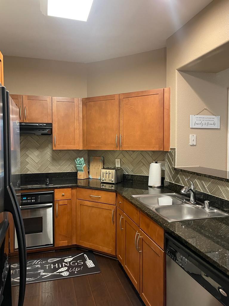 2299 Lone Star Drive 208