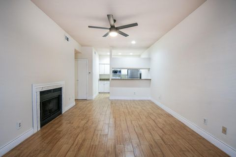 Tiny photo for 2121 El Paseo Street #1805, Houston, TX 77054 (MLS # 88870167)