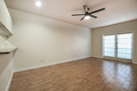 Tiny photo for 2121 El Paseo Street #1805, Houston, TX 77054 (MLS # 88870167)