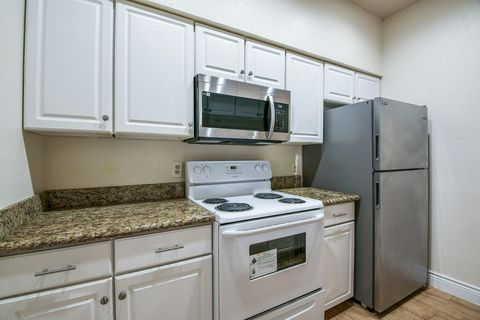 Tiny photo for 2121 El Paseo Street #1805, Houston, TX 77054 (MLS # 88870167)