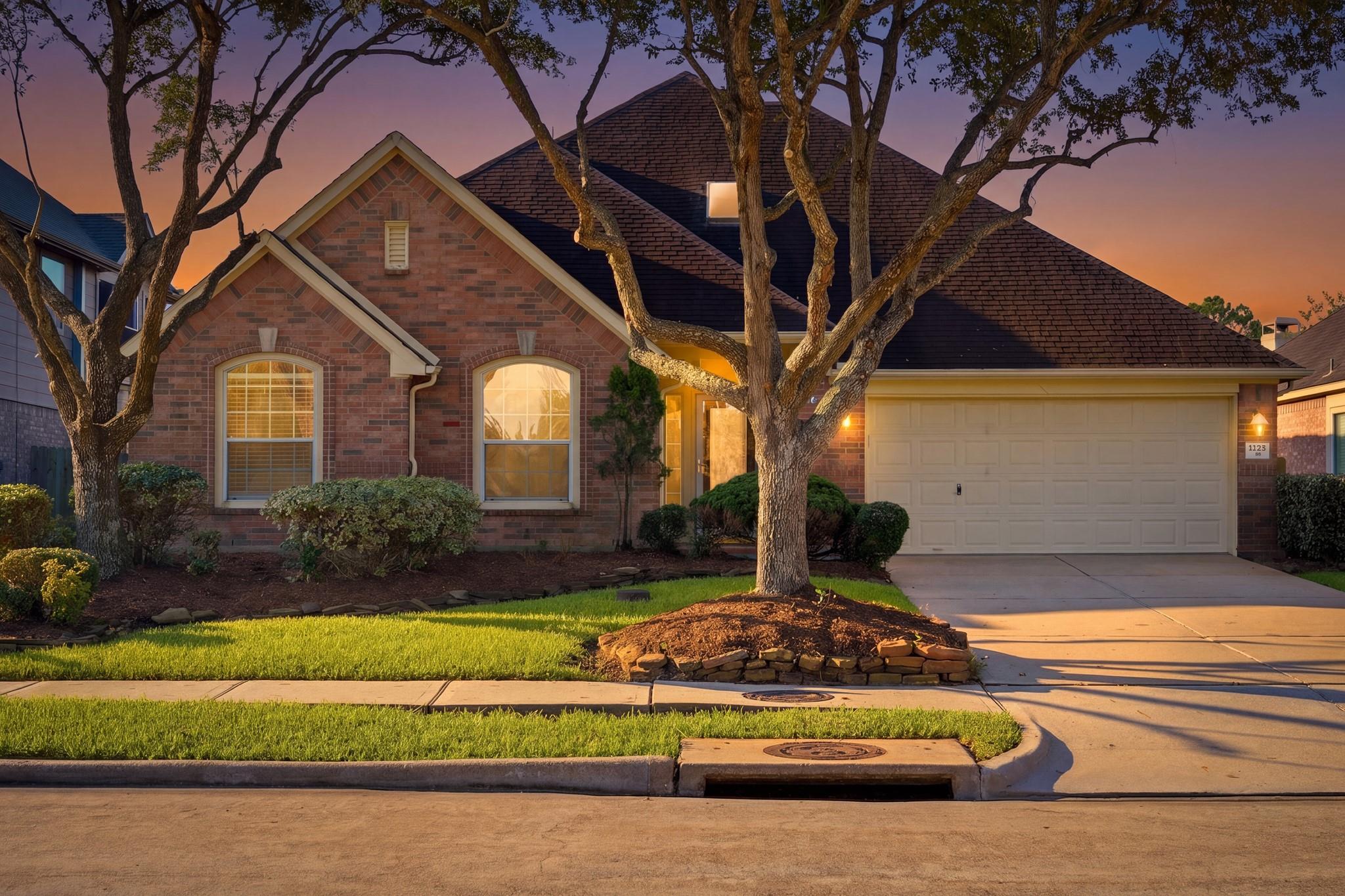 1279 Ocean Manor Lane