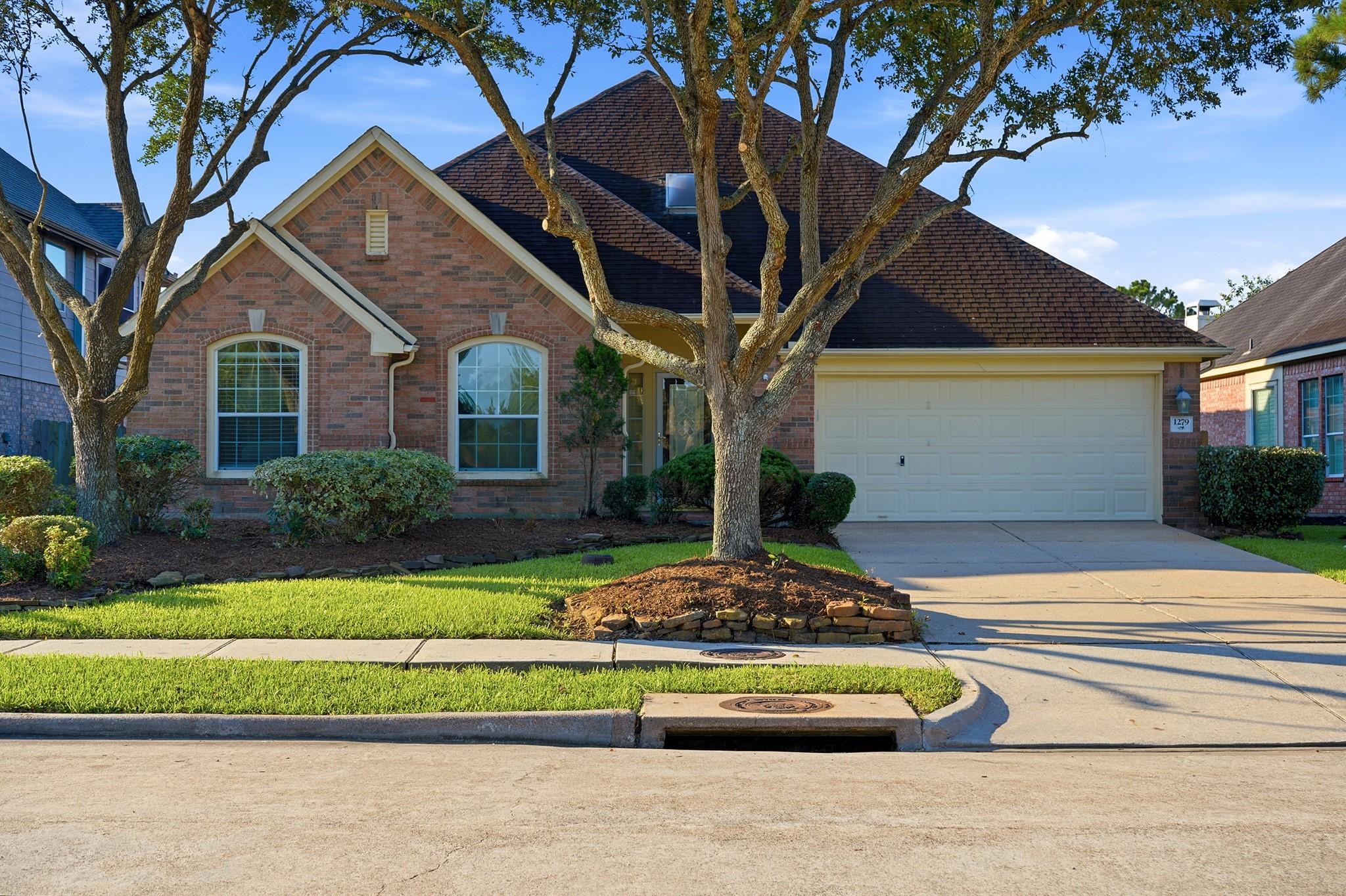 1279 Ocean Manor Lane