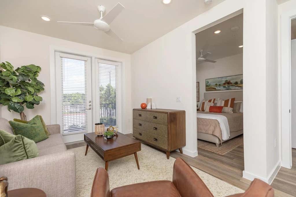 Photo of 1690 North Loop #316, Houston, TX 77009 (MLS # 77835563)