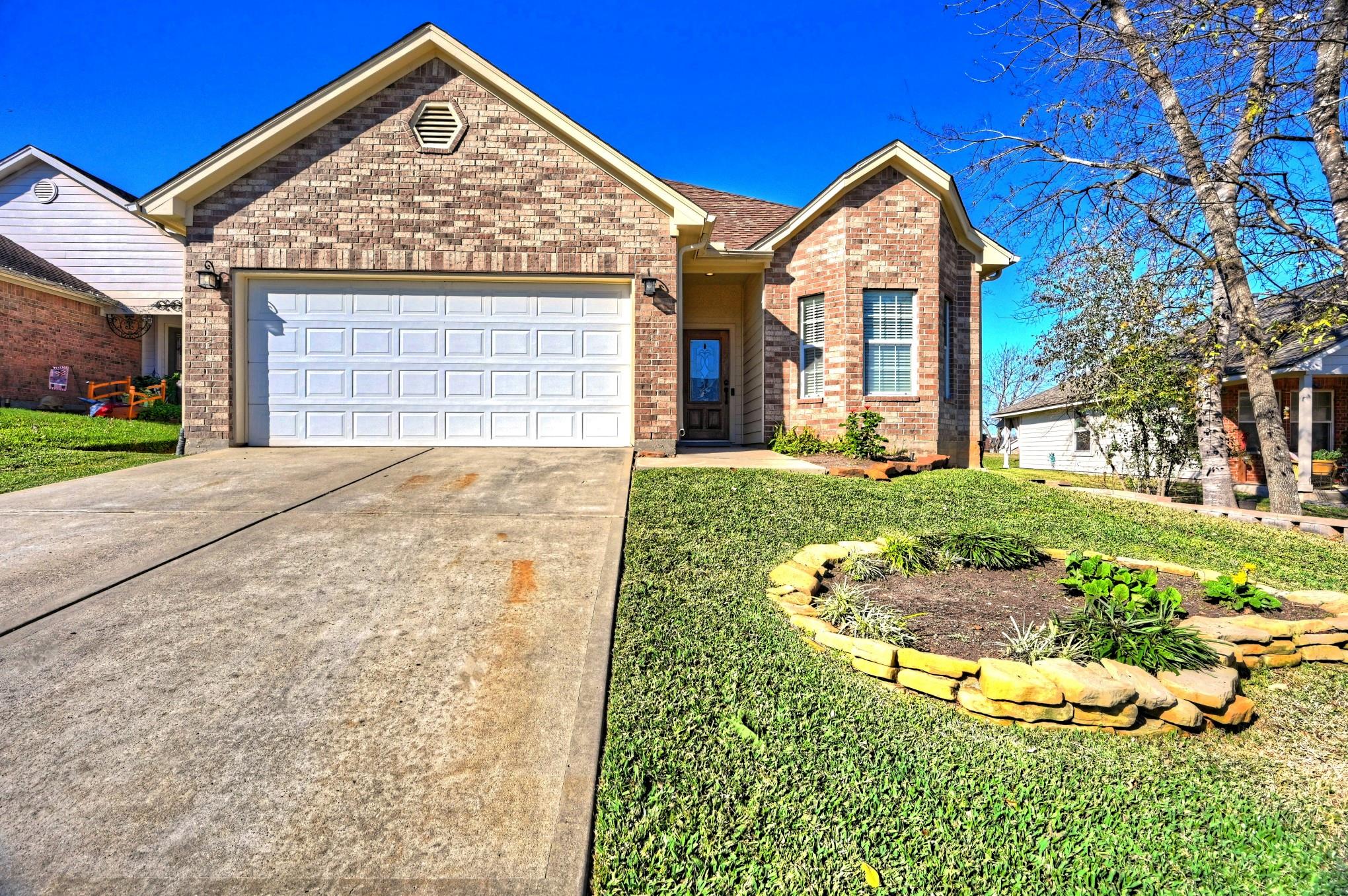 108 Cove Circle