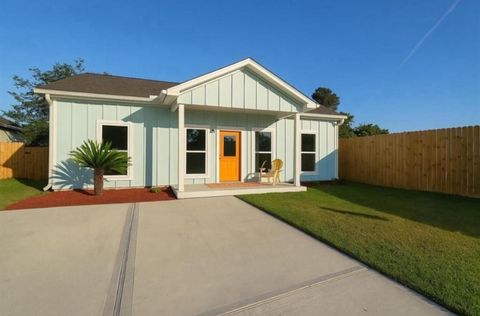 502 Jenni Lane Dickinson TX 77539