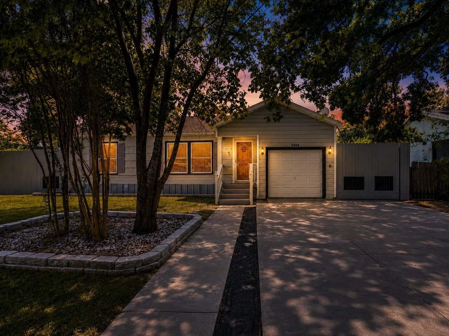 2506 Edgewood Street