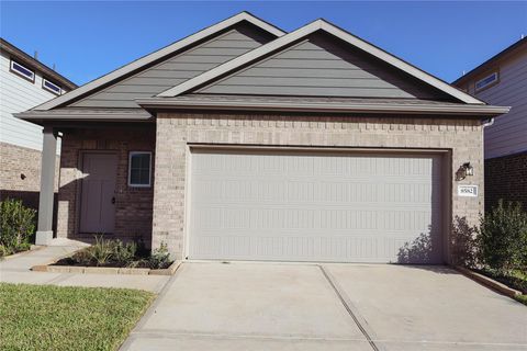 Photo of 8582 Blueberry Ash St St, Magnolia, TX 77354 (MLS # 34473431)