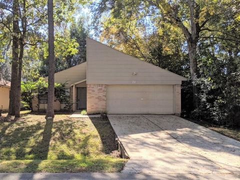 Photo of 71 S Wavy Oak Circle, The Woodlands, TX 77381 (MLS # 97347131)