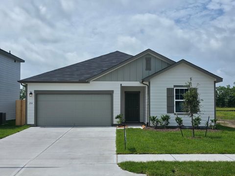 Homes For Sale - 216 Flagstone Drive<br/> Liberty, TX 77575