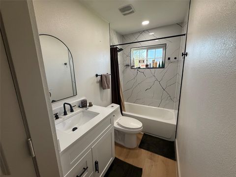 Tiny photo for 7509 Mockingbird Lane, Texas City, TX 77591 (MLS # 12537499)