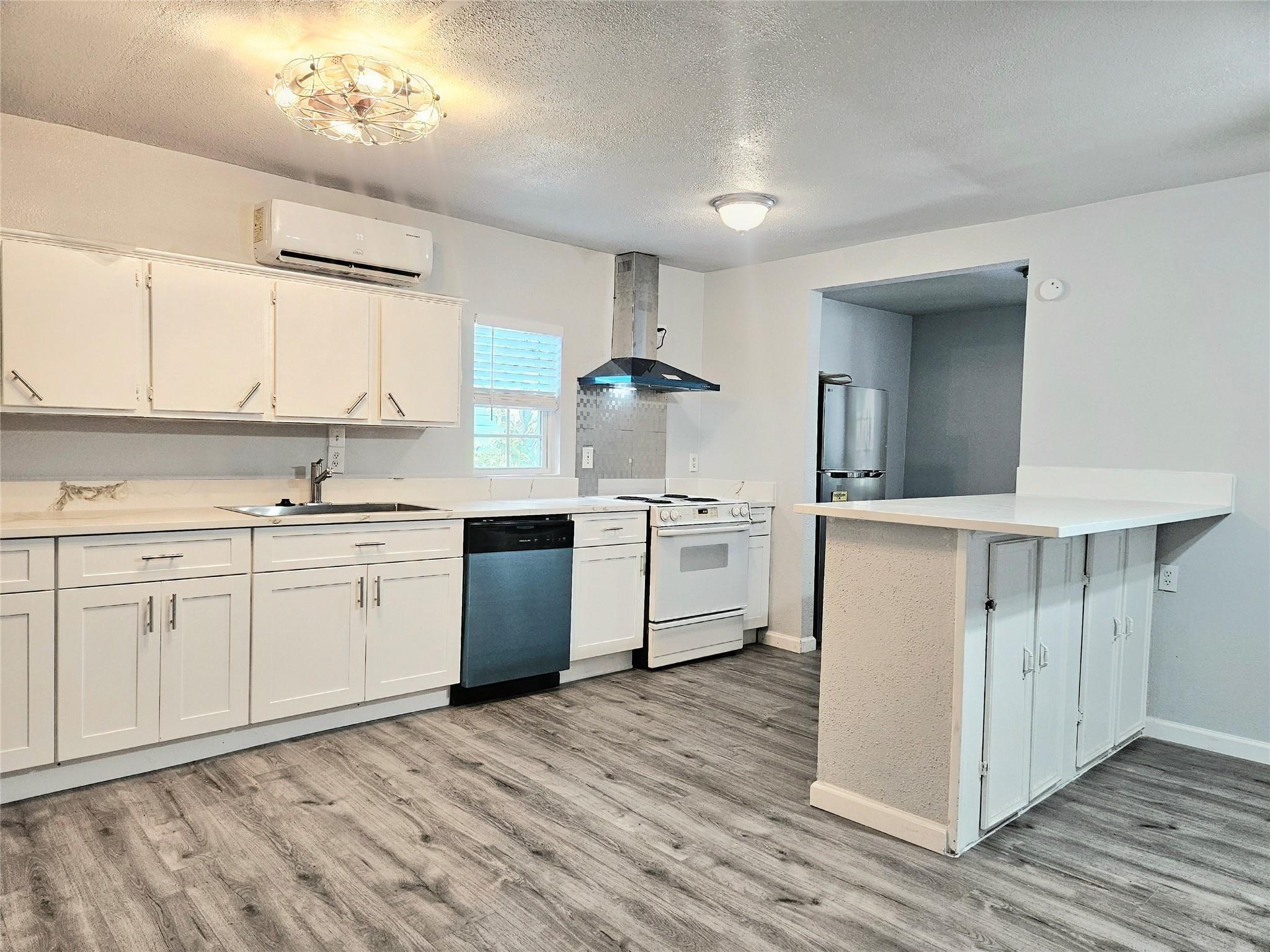 4419 W Bayshore Drive 3