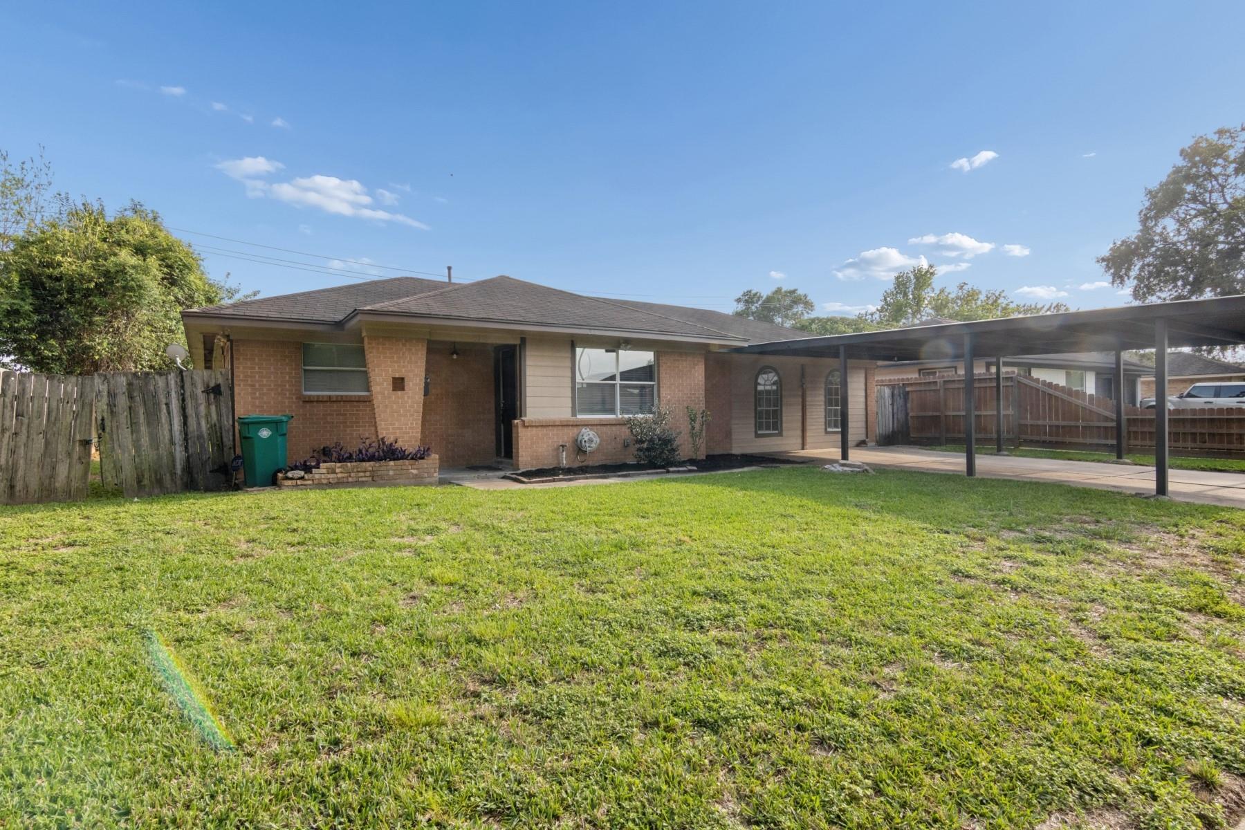 3518 Thornwood Drive