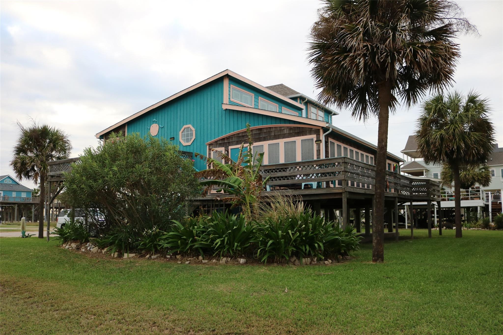 13002 Buccaneer Parkway
