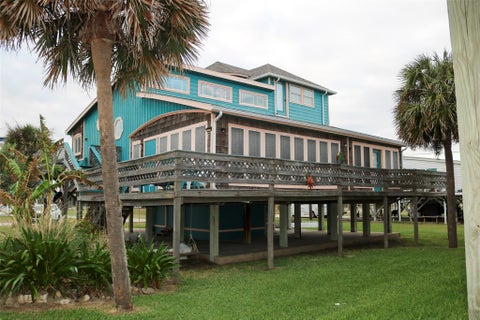 Photo of 13002 Buccaneer Parkway, Freeport, TX 77541 (MLS # 9288315)
