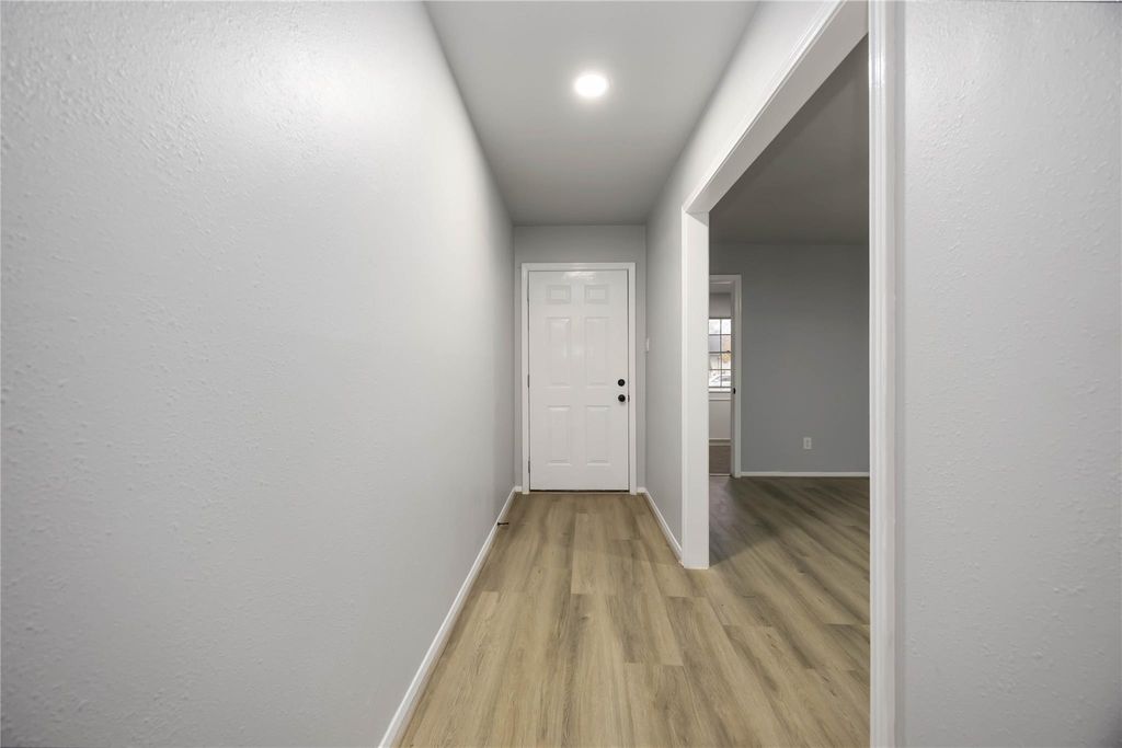 Photo of 719 Crestwood Lane, Missouri City, TX 77489 (MLS # 47438729)