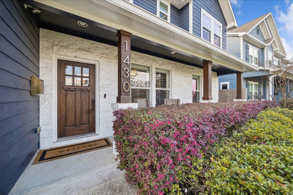 Photo of 1430 Chamboard Lane, Houston, TX 77018 (MLS # 43108991)