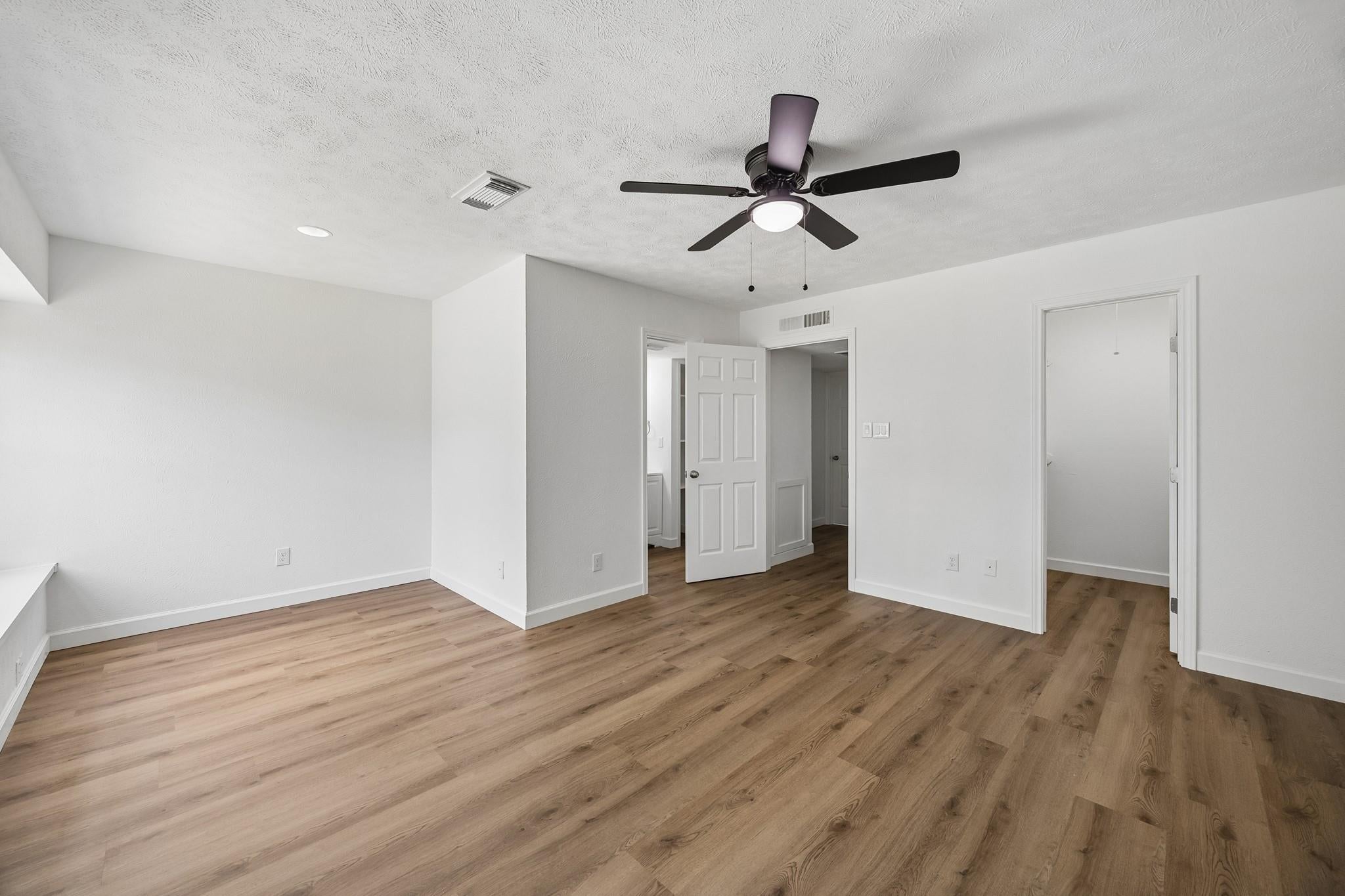 22738 Millgate Drive