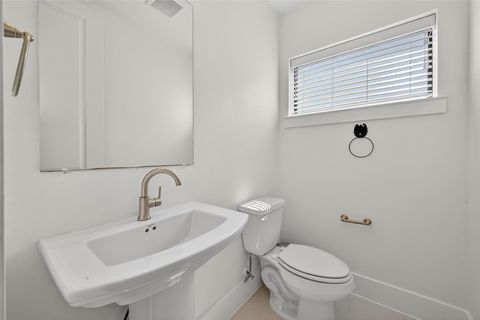Tiny photo for 2401 Crawford Street #C3D, Houston, TX 77004 (MLS # 90756118)