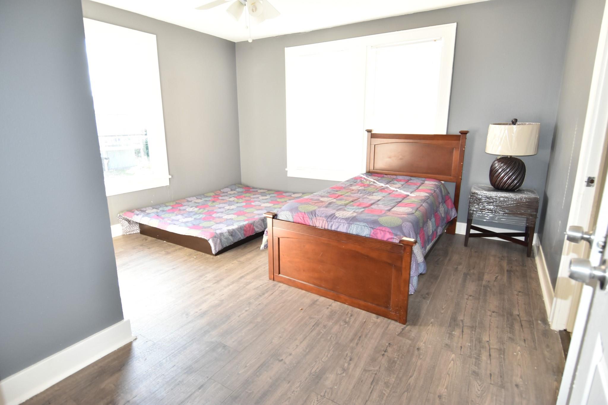 807 7th Street 2