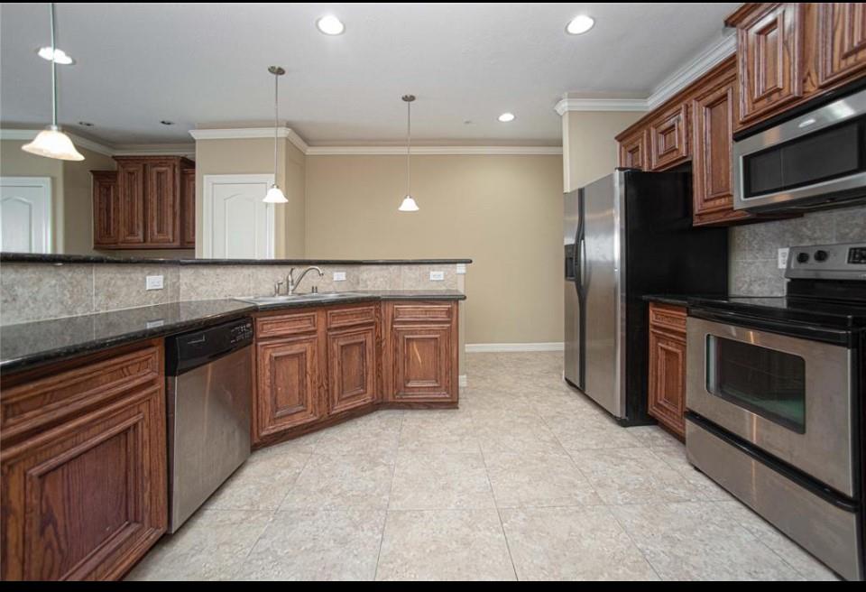 7037 Kingston Cove 217