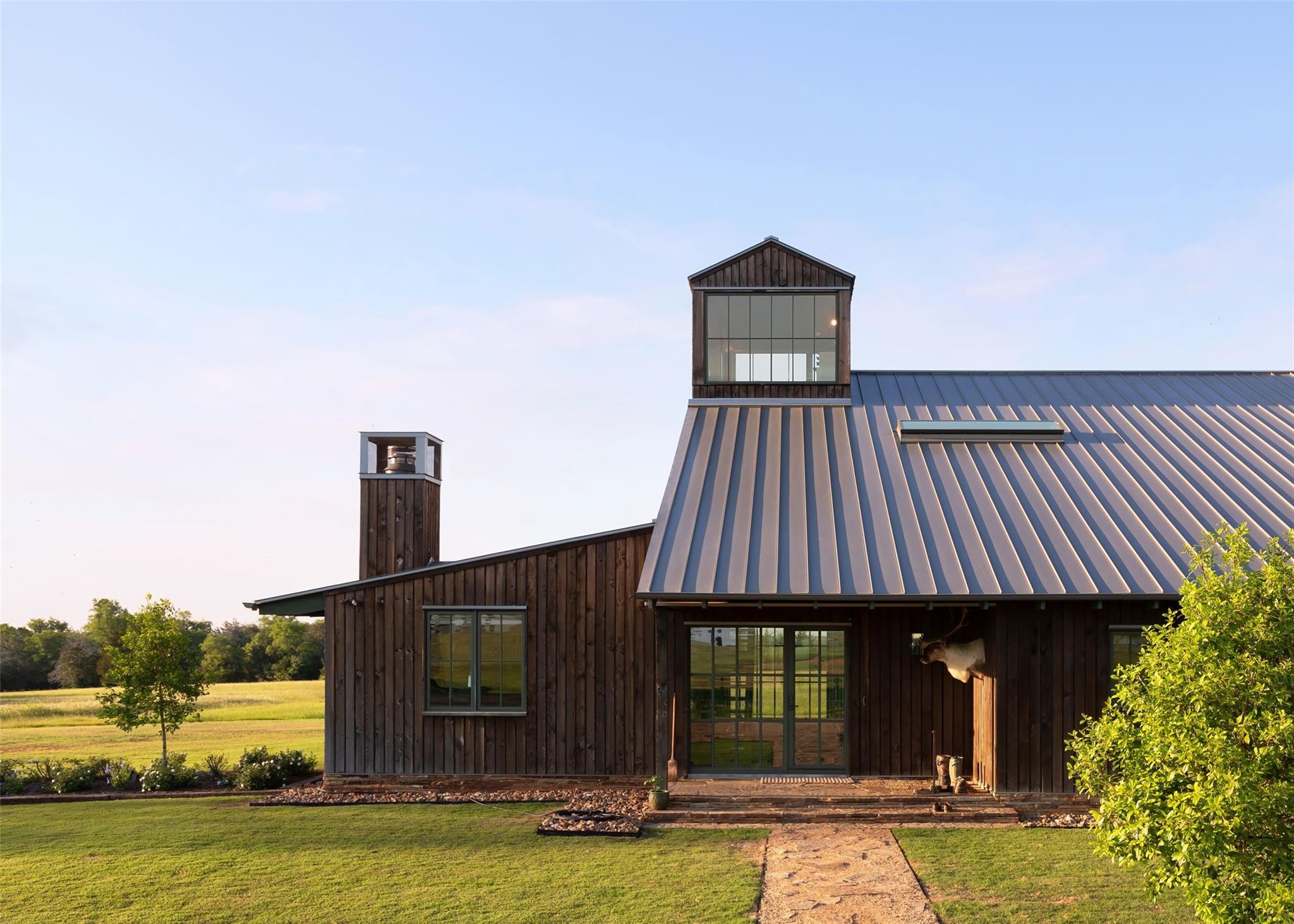 5286 Skull Creek Road