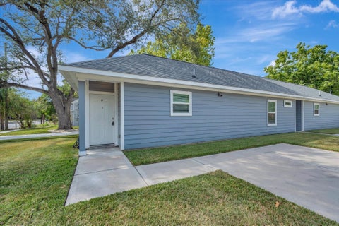 Photo of 904 W Sealy Street #A, Alvin, TX 77511 (MLS # 42153153)