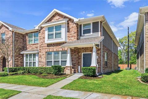 Photo of 12631 Taymouth Manor Drive, Humble, TX 77346 (MLS # 43158457)