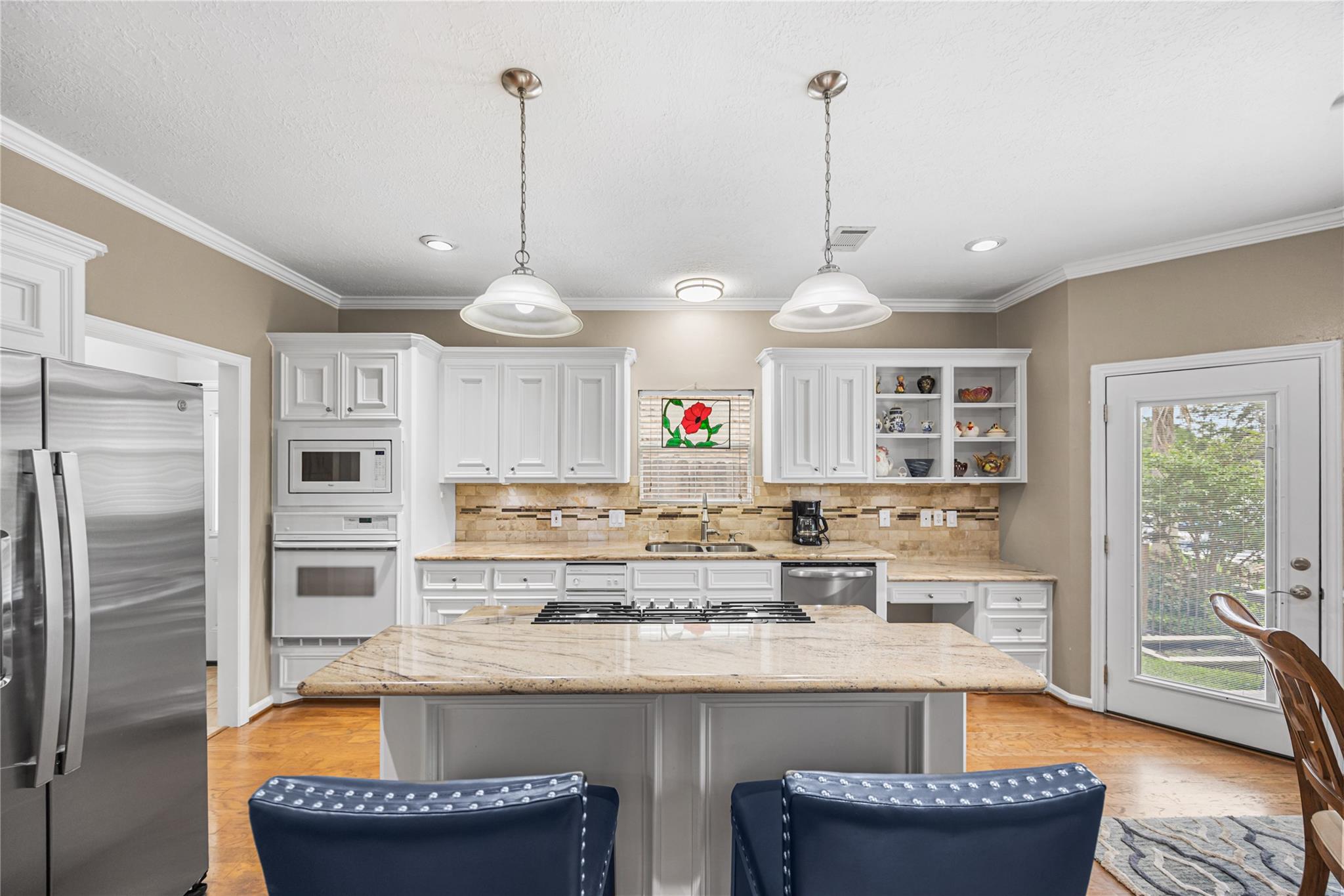 12516 Lake Vista Drive