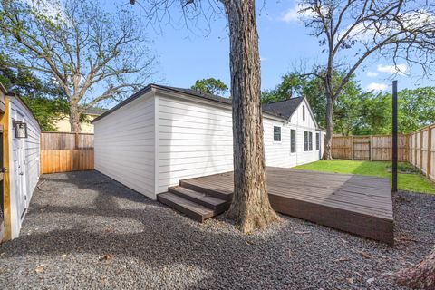 Tiny photo for 2538 Southgate Boulevard, Houston, TX 77030 (MLS # 23517054)