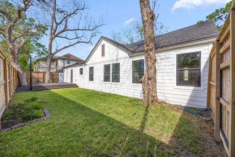 Tiny photo for 2538 Southgate Boulevard, Houston, TX 77030 (MLS # 23517054)