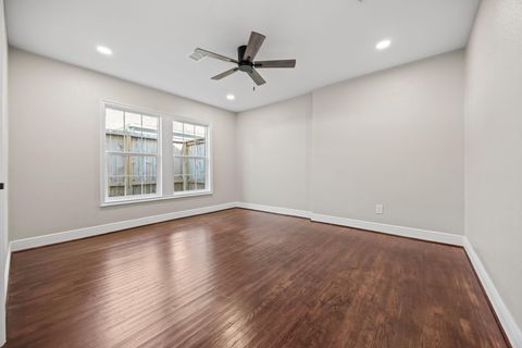 Tiny photo for 2538 Southgate Boulevard, Houston, TX 77030 (MLS # 23517054)