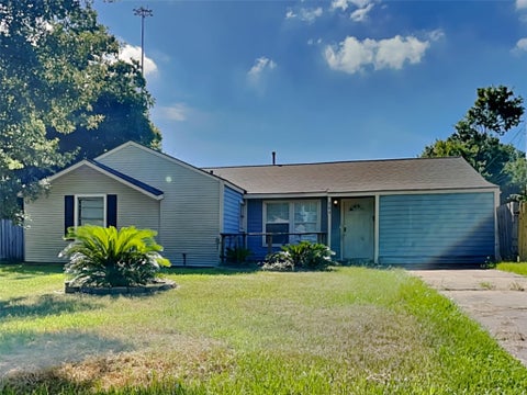 Photo of 305 Sherbrooke Court, Pasadena, TX 77503 (MLS # 67134503)