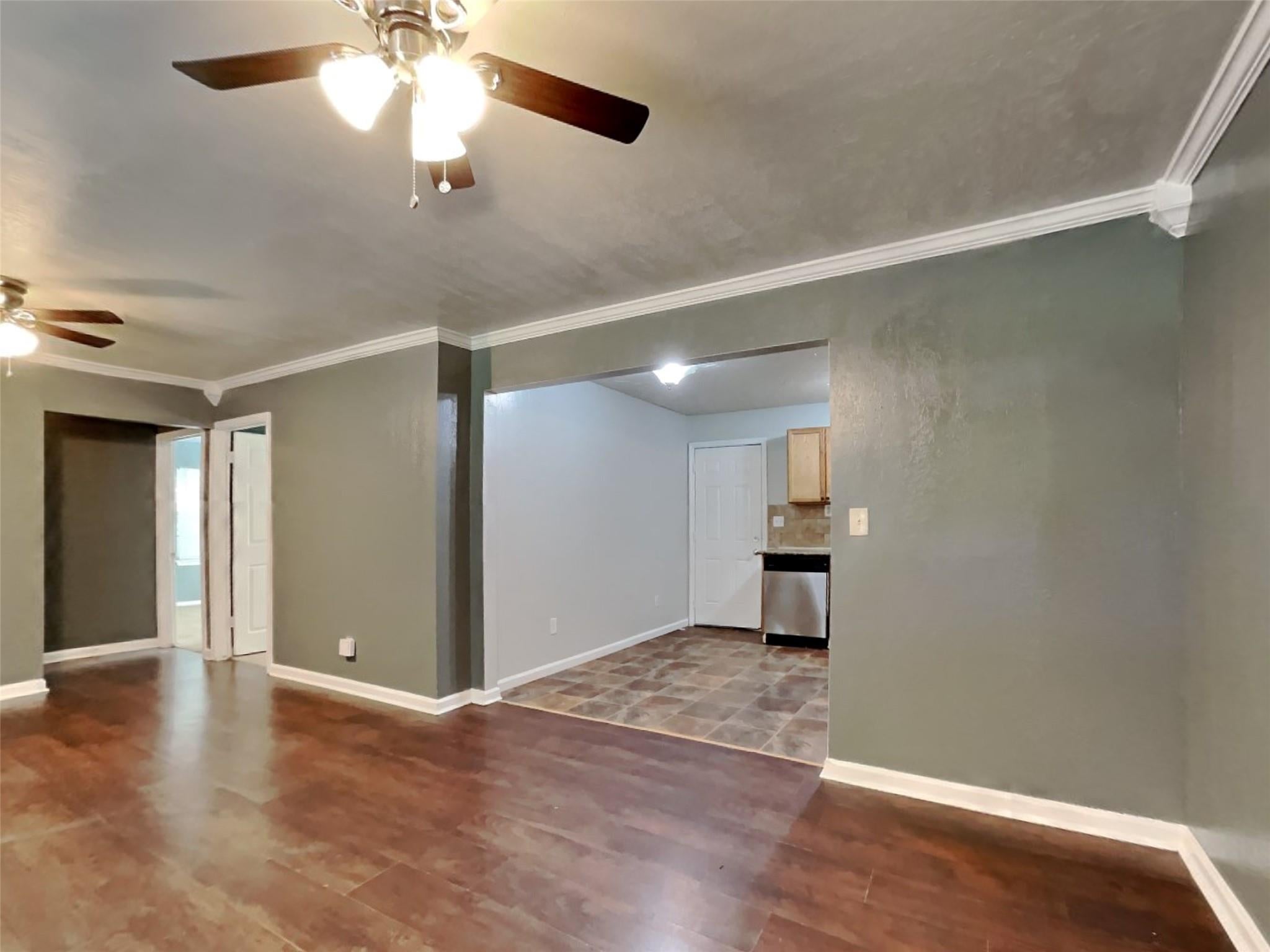 305 Sherbrooke Court