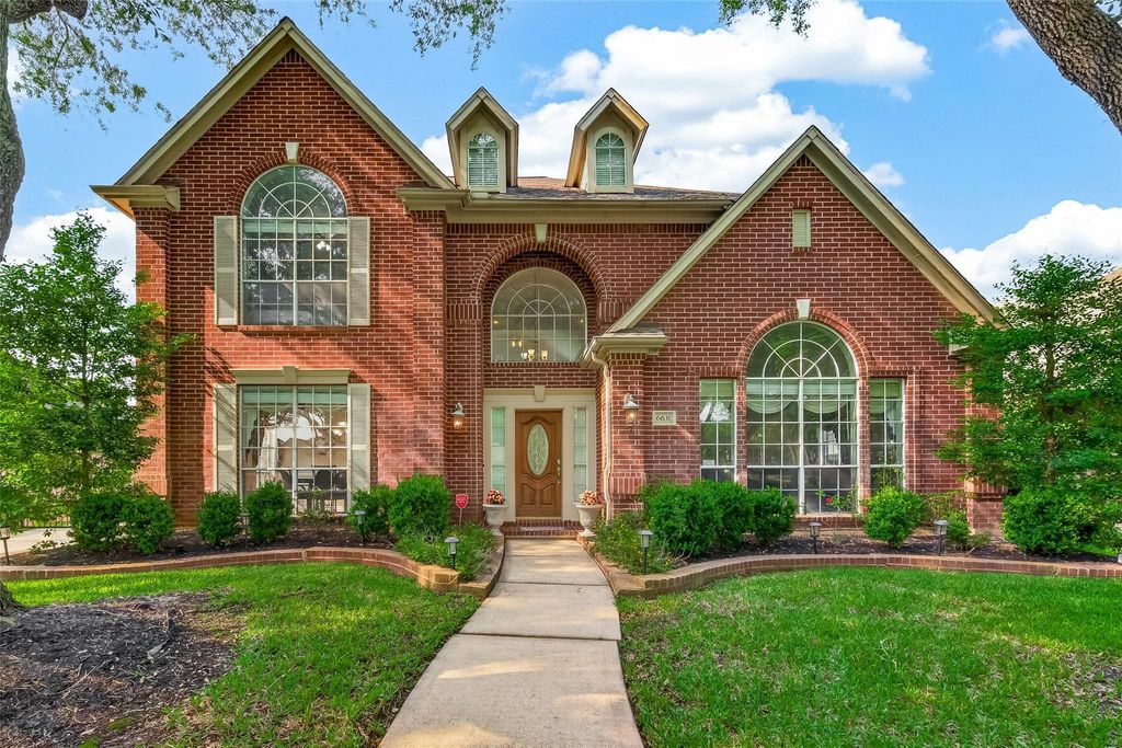 Photo of 6631 Alicant Drive, Sugar Land, TX 77479 (MLS # 12608961)