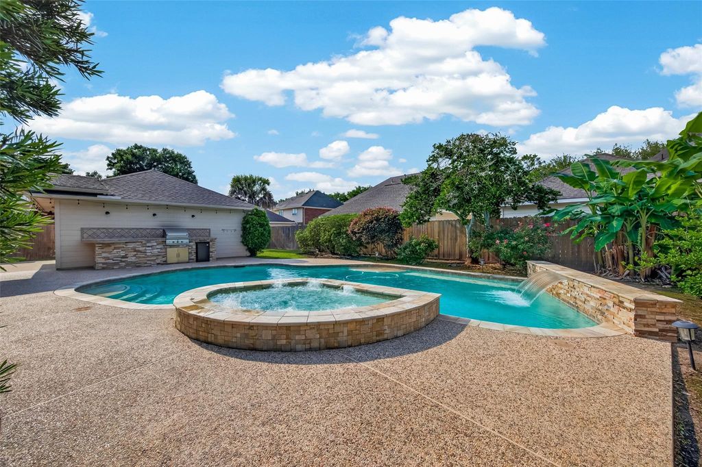Photo of 6631 Alicant Drive, Sugar Land, TX 77479 (MLS # 12608961)
