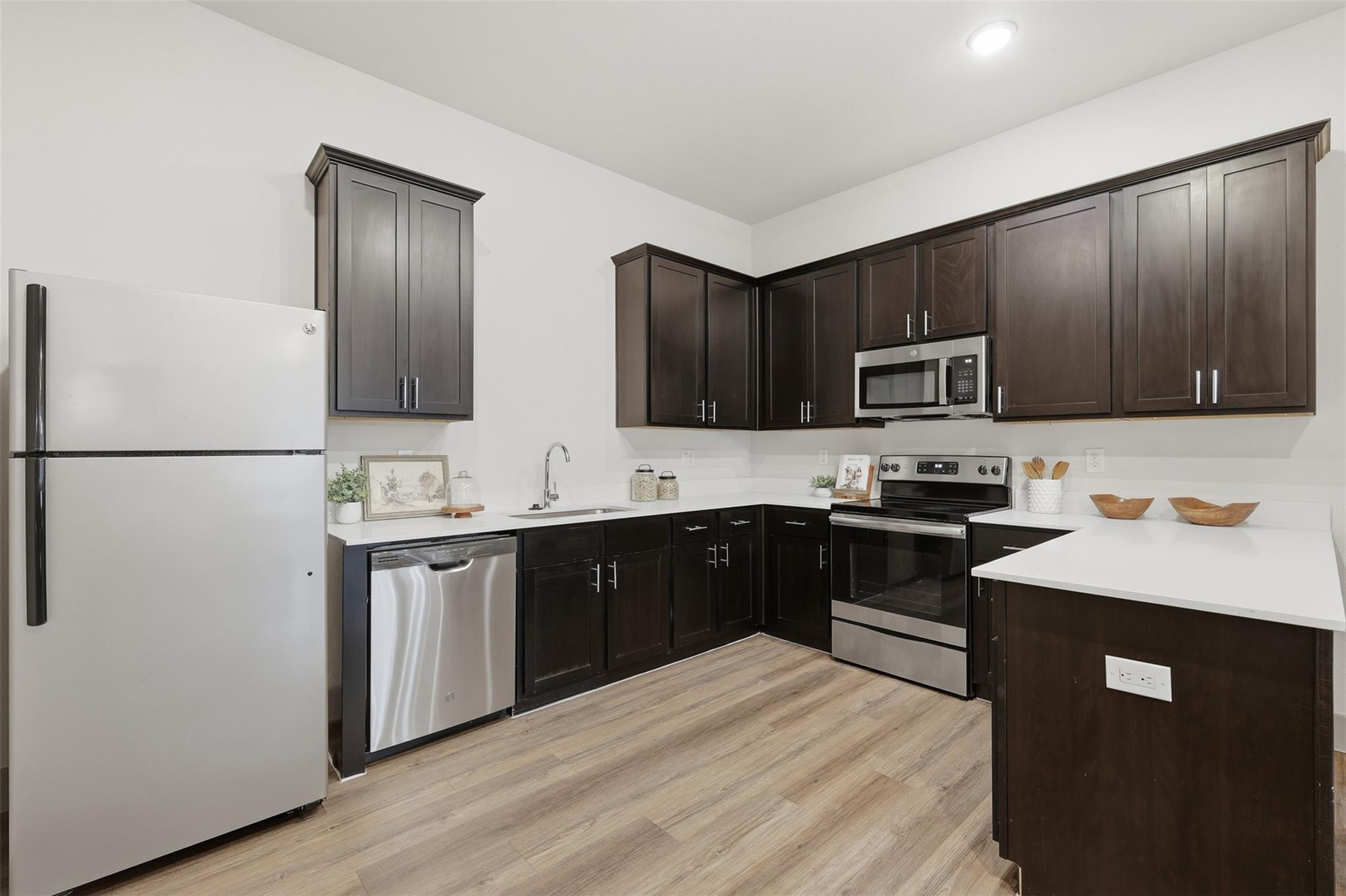 4509 Mount Vernon Street 11