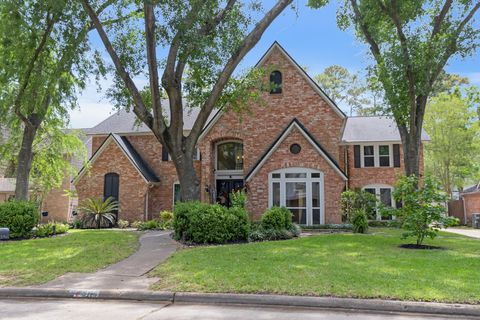 Photo of 5115 Westerham Place, Houston, TX 77069 (MLS # 17618362)
