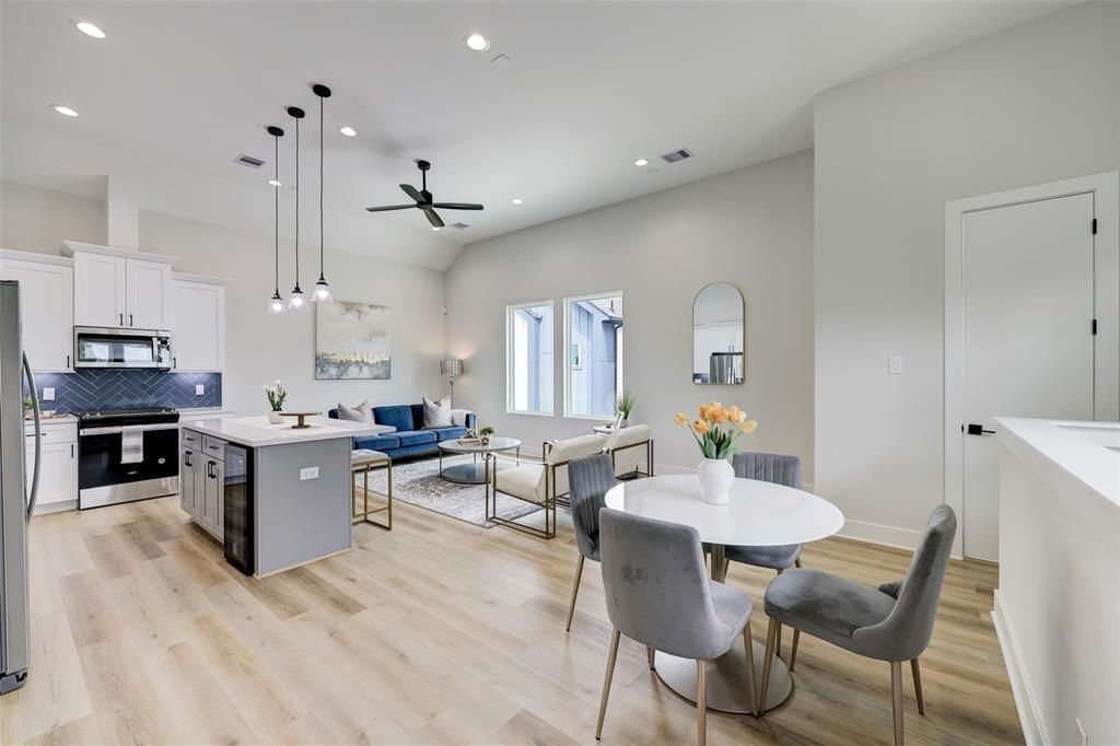 Photo of 846 Elkhart Street #B, Houston, TX 77091 (MLS # 9380373)