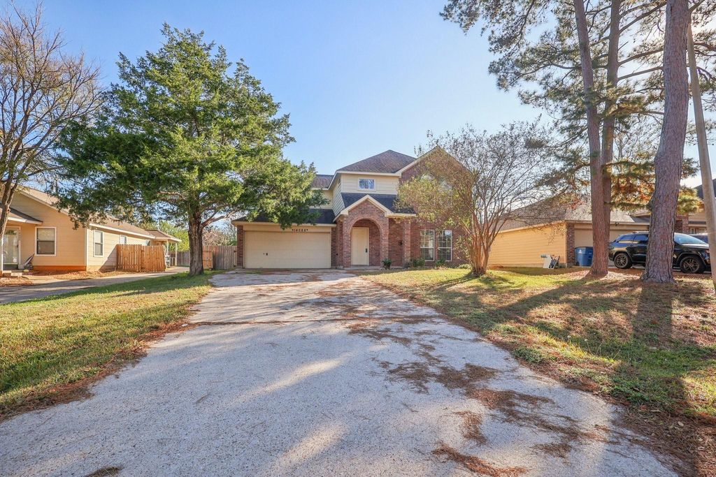 Photo of 14088 Running Bear Drive, Willis, TX 77378 (MLS # 79198167)