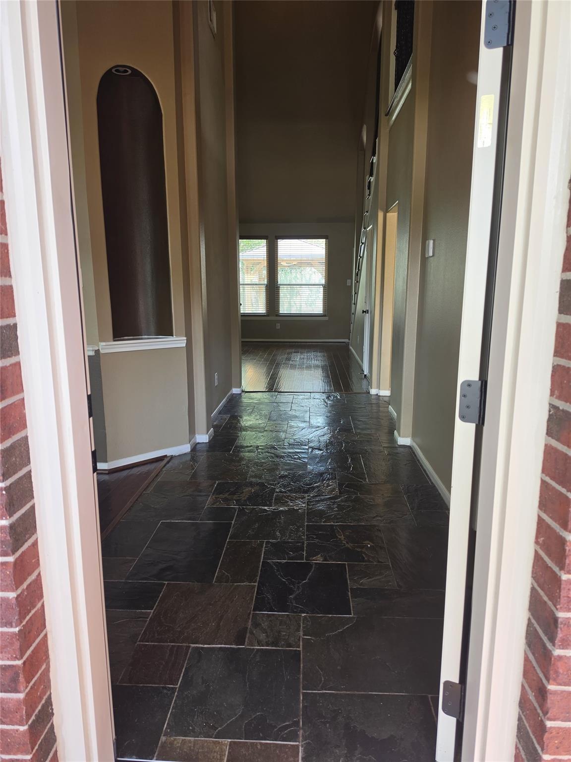 1138 Sussex Trail