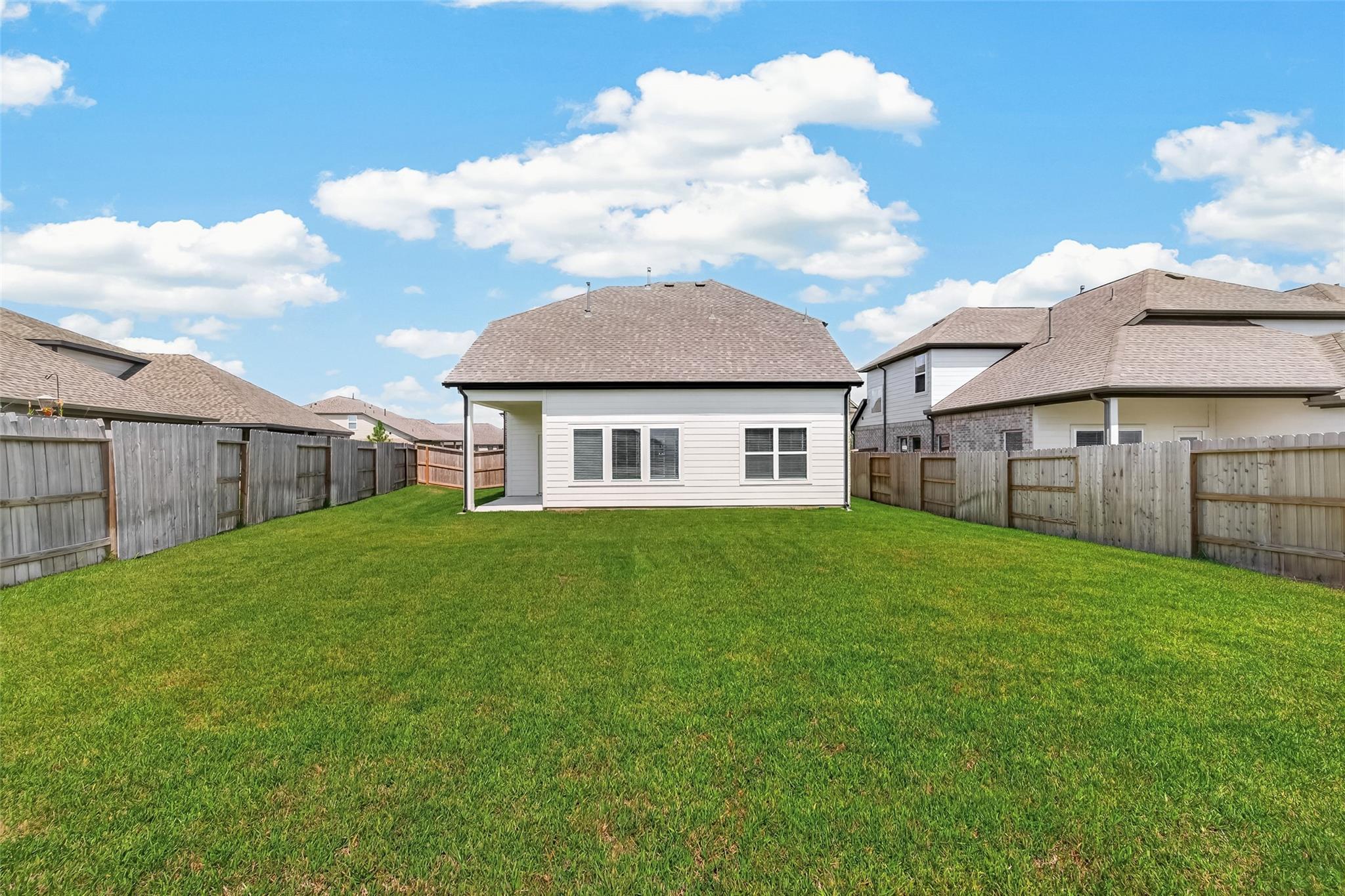 5007 Dunstable Manor Lane