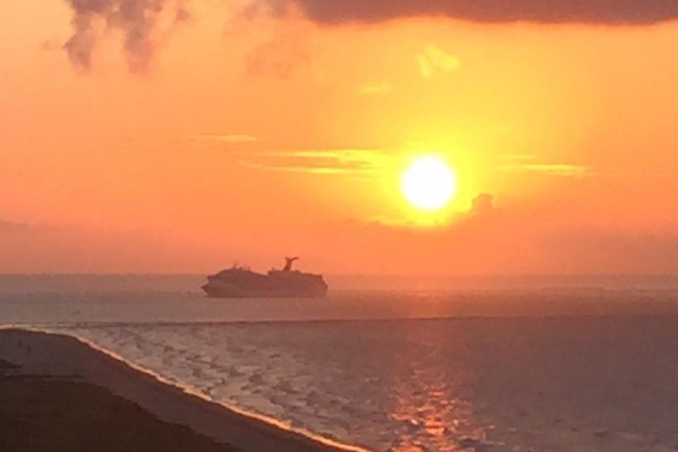 801 E Beach Drive BC2000