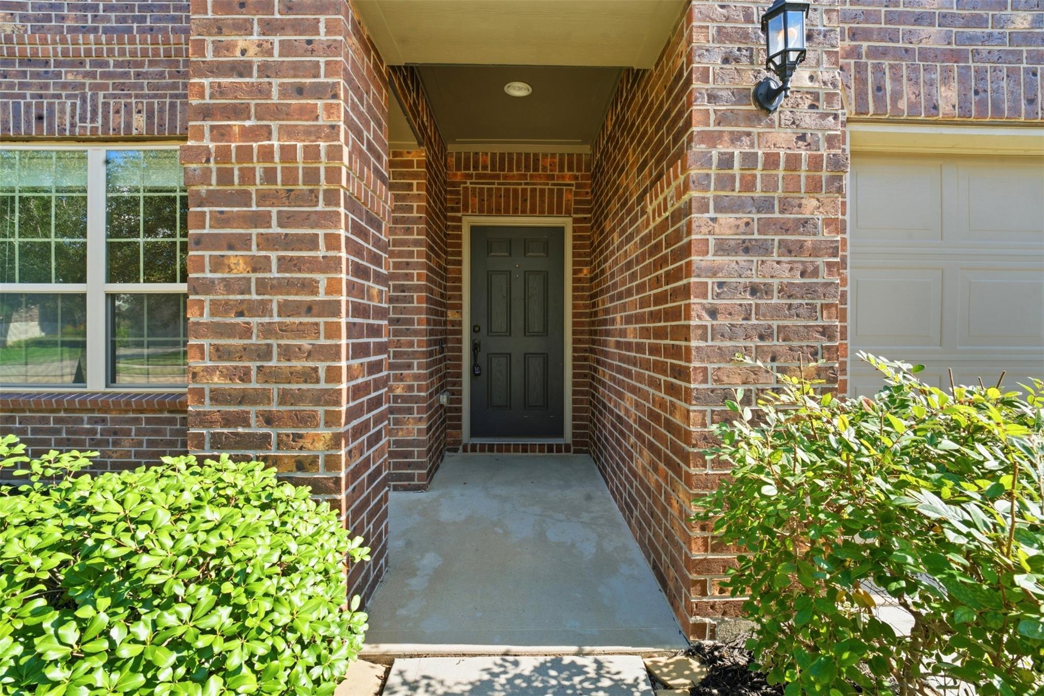 5318 Royal Sunset Court